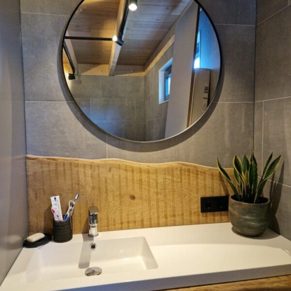 Badkamer met wasmeubel